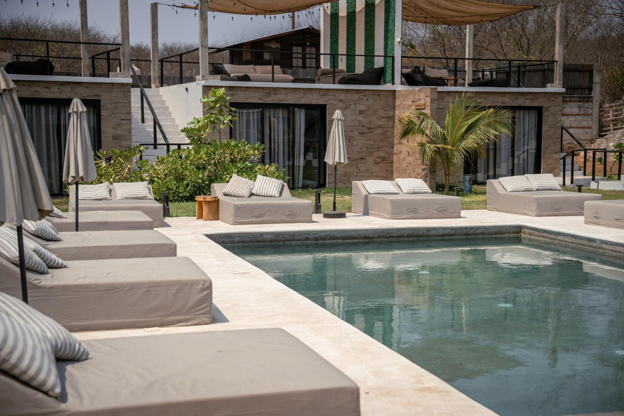 Отель Bora Boutique - Adults Only Пуэрто-Эскондидо Экстерьер фото